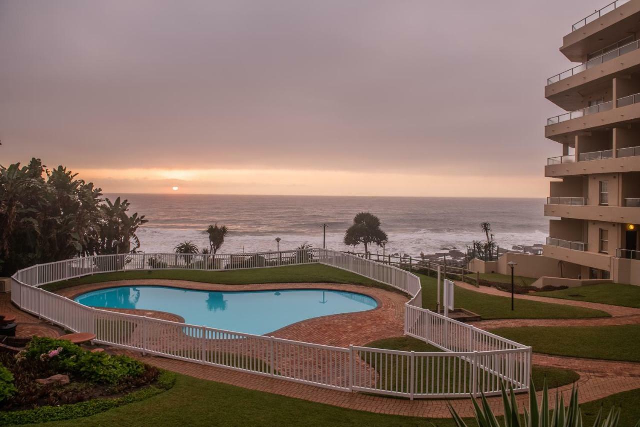 Sands Beach Breaks Luxury Beach Front Ballito Exterior photo